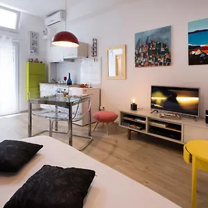  Apartment Ayre