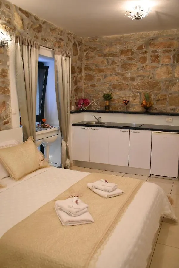 Apartments Bepina Split